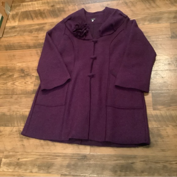 Jaskar Coat Wool Purple Artsy Round Accent Collar Flower Toggle Button Pockets - Picture 4 of 10